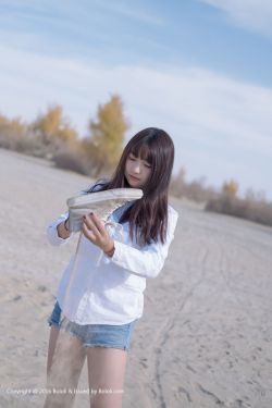 飞天小女警