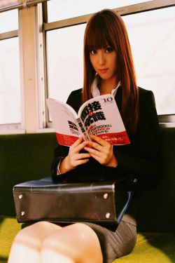 宫濑里子